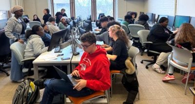 Students work in a computer lab