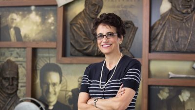 Linda LeMura portrait