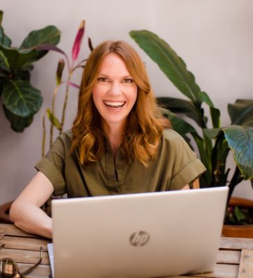 Portrait of Lindsay W. Kowalski ’05, G’06