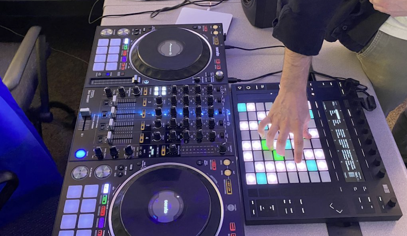 Equipment in the SENSES studio