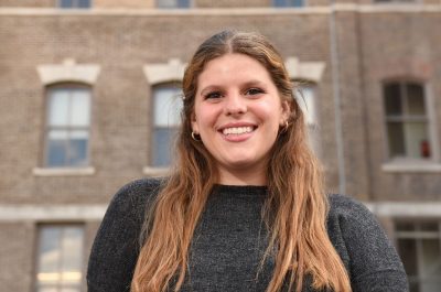 lily wolfer in front of huntington hall